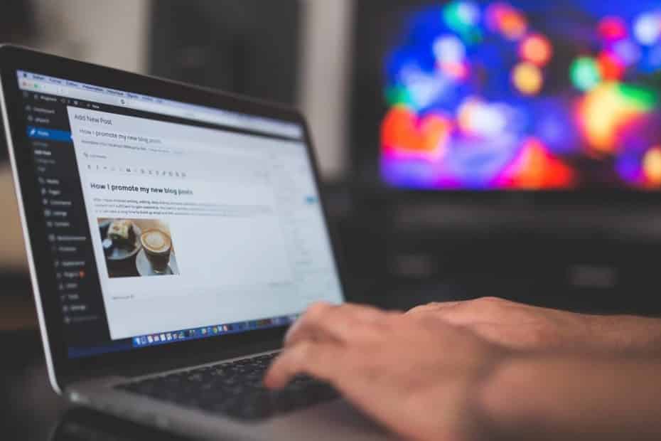 Un utilisateur de Wordpres cherchant à retirer un copyright